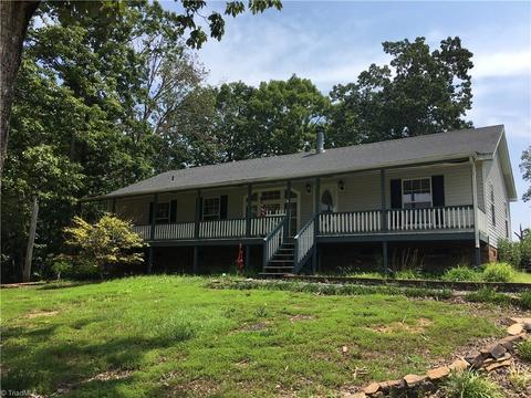 7689 Checkmark Rd, Denton, NC 27239 photo 1