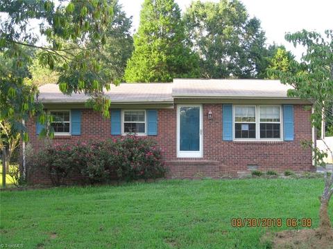 1911 3rd St, Eden, NC 27288 photo 1