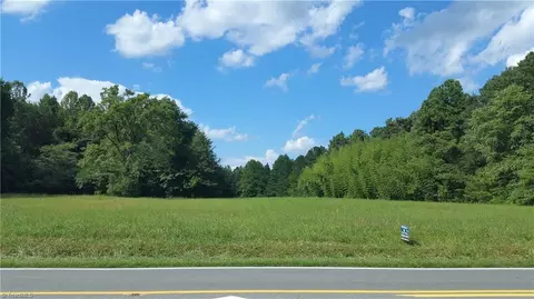 6139 Burlington Rd, Sedalia, NC 27342