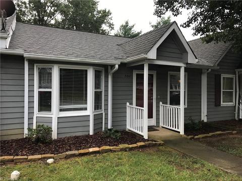3047 Windchase Ct, High Point, NC 27265 photo 1