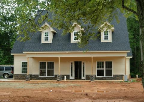 1254 Mock Rd, High Point, NC 27265 photo 1