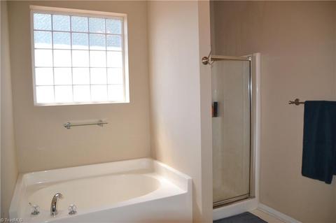 2480 Birch View Dr, High Point, NC 27265 photo 8