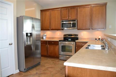 2480 Birch View Dr, High Point, NC 27265 photo 3