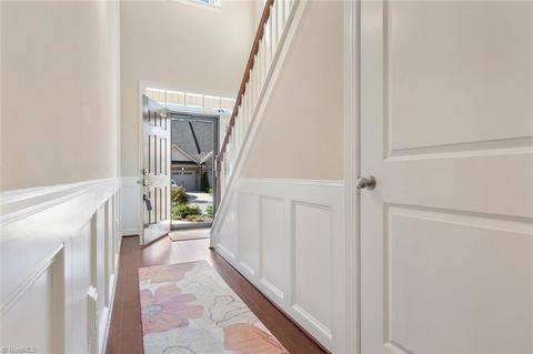 649 Nikyle Cir, High Point, NC 27265 photo 4