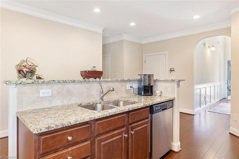 649 Nikyle Cir, High Point, NC 27265 photo 7