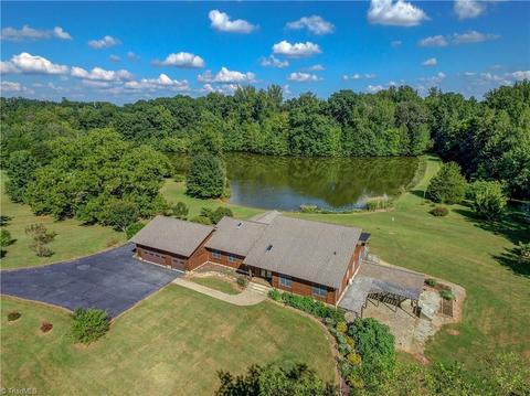 170 Deer Path, Summerfield, NC 27358 photo 7