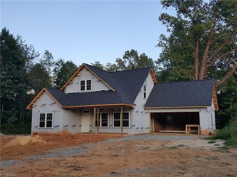 1270 Mock Rd, High Point, NC 27265 photo 1