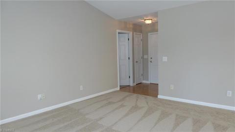 3864 Eagleston Ct, High Point, NC 27265 photo 7