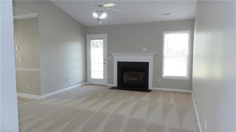 3864 Eagleston Ct, High Point, NC 27265 photo 5