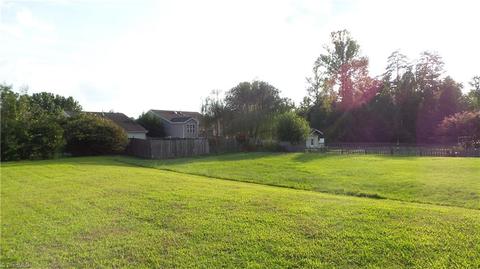 3864 Eagleston Ct, High Point, NC 27265 photo 24