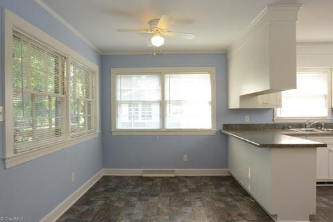 910 Wimbledon Pl, High Point, NC 27262 photo 17