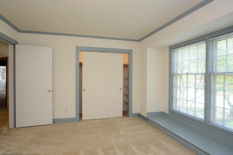 910 Wimbledon Pl, High Point, NC 27262 photo 28