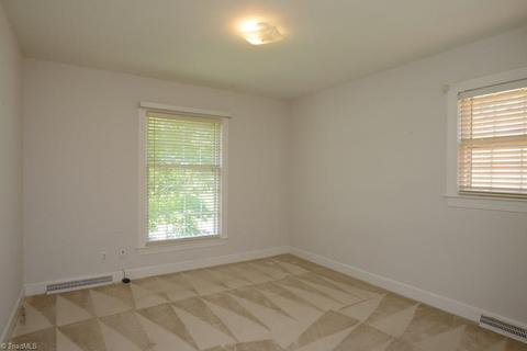 910 Wimbledon Pl, High Point, NC 27262 photo 24