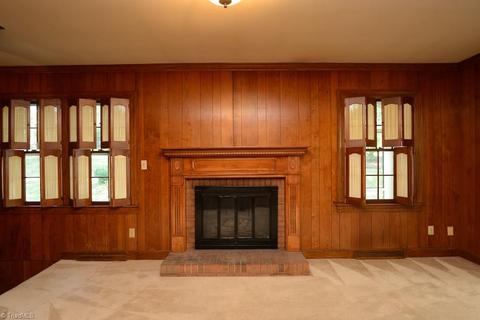 910 Wimbledon Pl, High Point, NC 27262 photo 19