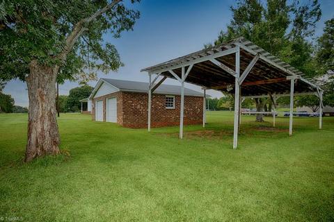 611 Lakedale Rd, Colfax, NC 27235 photo 6