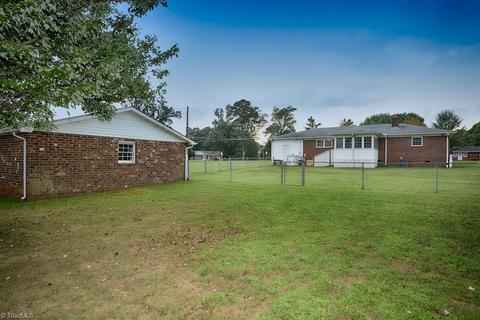 611 Lakedale Rd, Colfax, NC 27235 photo 7