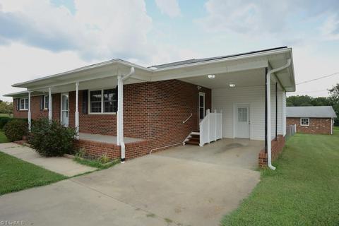 611 Lakedale Rd, Colfax, NC 27235 photo 3