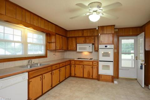 611 Lakedale Rd, Colfax, NC 27235 photo 16
