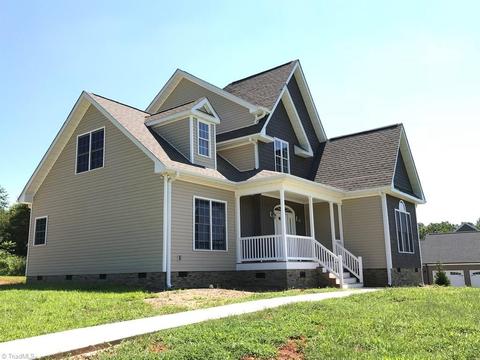 263 Riverchase Rd, Pinnacle, NC 27043 photo 3