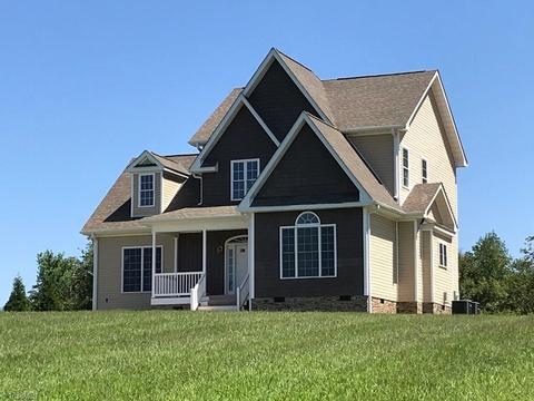 263 Riverchase Rd, Pinnacle, NC 27043 photo 2