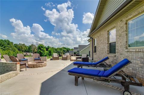 7044 English Pride Dr, Trinity, NC 27370 photo 4