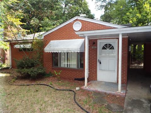 2009 Edgewood Dr, High Point, NC 27262 photo 1