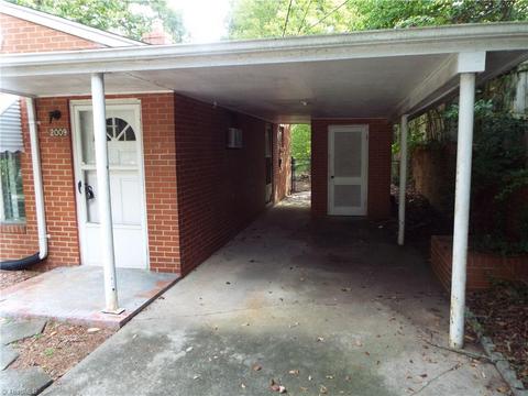 2009 Edgewood Dr, High Point, NC 27262 photo 3