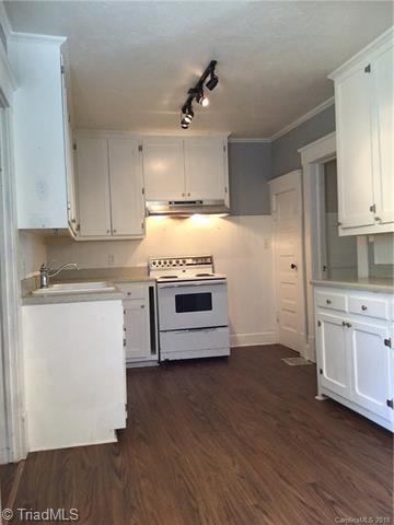405 S Baldwin Ave, Spencer, NC 28159 photo 4