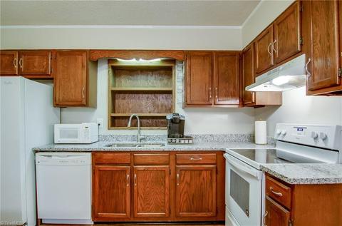 3737 Rolling Rd, High Point, NC 27265 photo 19