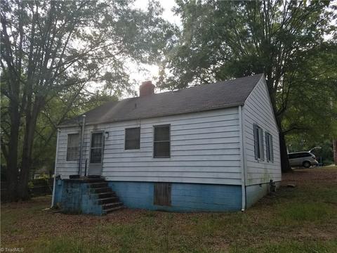406 Cedar St, Eden, NC 27288 photo 3