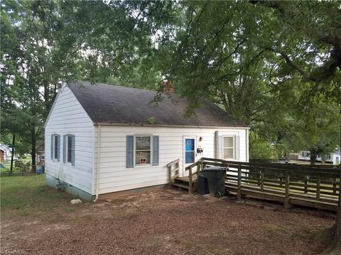406 Cedar St, Eden, NC 27288 photo 1
