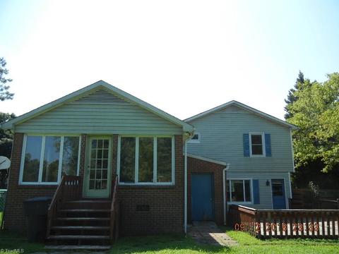 3507 Stonehurst Pl, High Point, NC 27265 photo 12