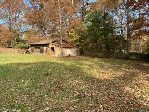 2309 E Stadium Dr, Eden, NC 27288 photo 12