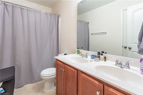 6516 Ashebrook Dr, High Point, NC 27265 photo 11