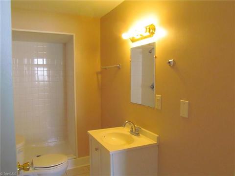 102 Avery Ave, High Point, NC 27265 photo 11