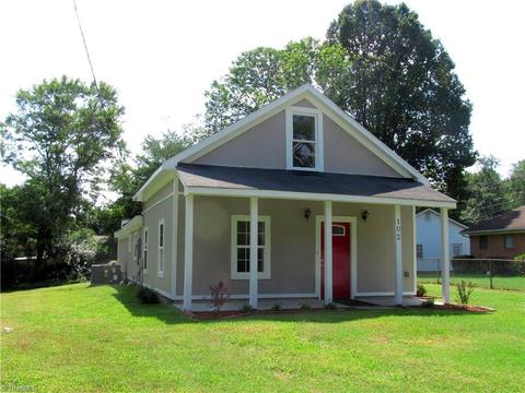 102 Avery Ave, High Point, NC 27265 photo 2