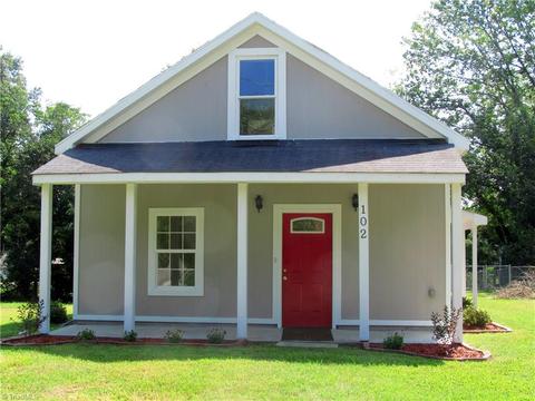 102 Avery Ave, High Point, NC 27265 photo 1