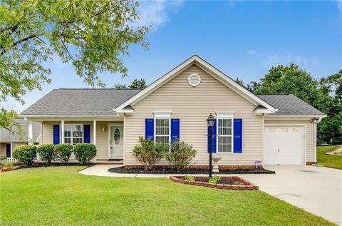 886 Eli Moore Ct, High Point, NC 27265 photo 1