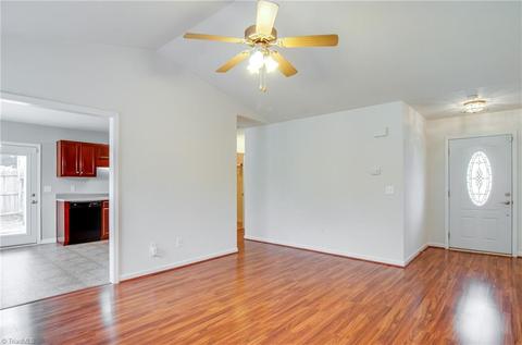 886 Eli Moore Ct, High Point, NC 27265 photo 8