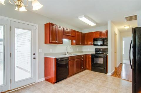 886 Eli Moore Ct, High Point, NC 27265 photo 10