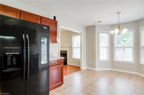 886 Eli Moore Ct, High Point, NC 27265 photo 14