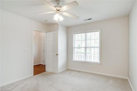 886 Eli Moore Ct, High Point, NC 27265 photo 17