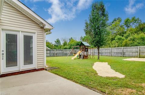 886 Eli Moore Ct, High Point, NC 27265 photo 25