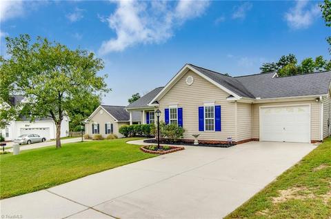 886 Eli Moore Ct, High Point, NC 27265 photo 3