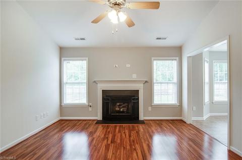 886 Eli Moore Ct, High Point, NC 27265 photo 5
