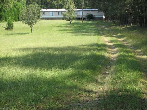 705 Frank Rd, Denton, NC 27239 photo 1