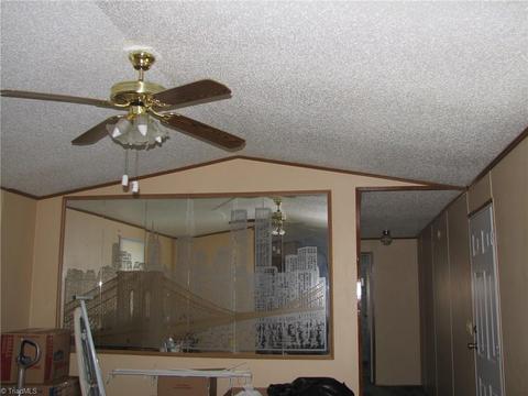 705 Frank Rd, Denton, NC 27239 photo 6