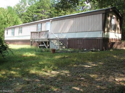 705 Frank Rd, Denton, NC 27239 photo 2