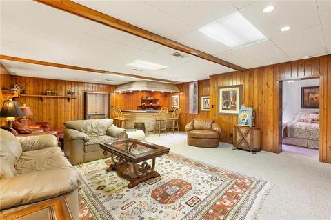 401 Burning Tree Cir, High Point, NC 27265 photo 26