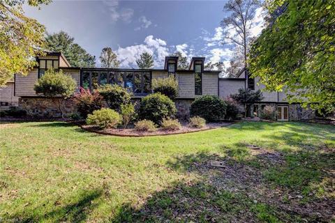 401 Burning Tree Cir, High Point, NC 27265 photo 1